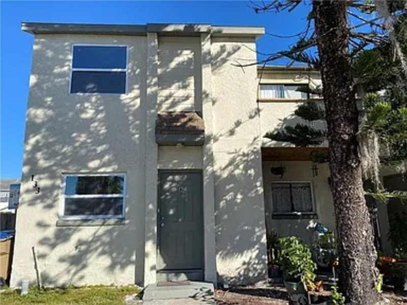 Kissimmee House: 133 Jones Ln