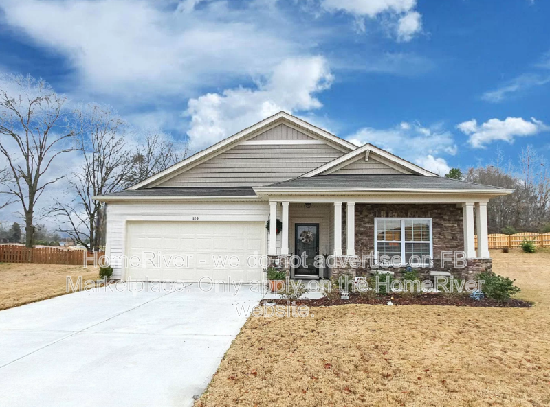 Matthews House: 810 Scenic Way