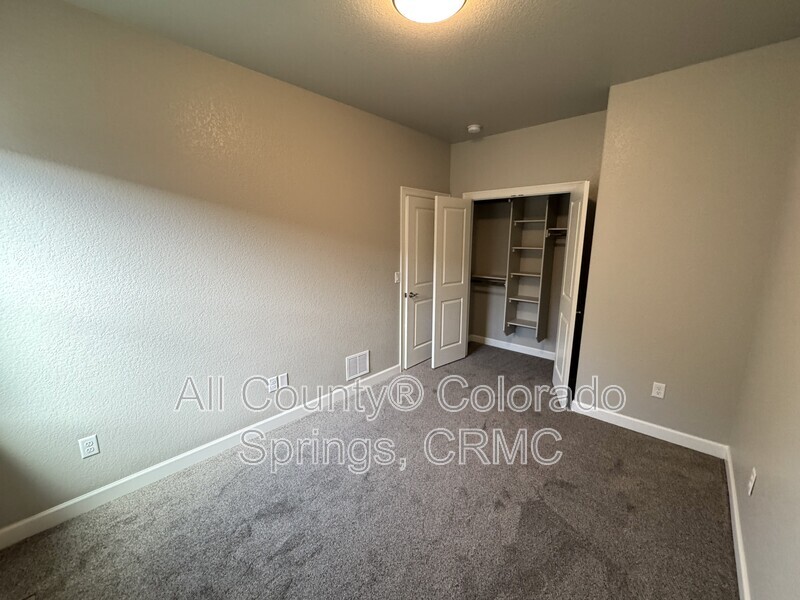Main Rental Photo 18