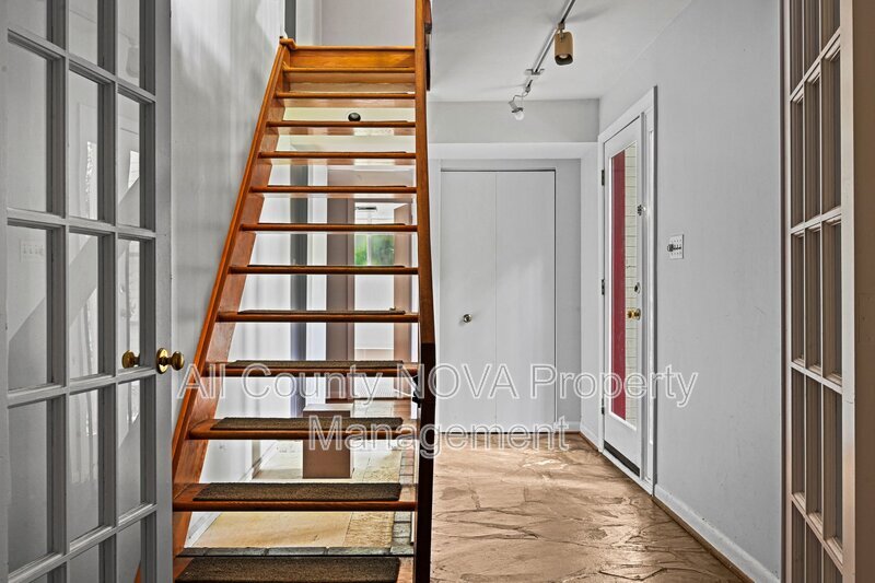 Main Rental Photo 4