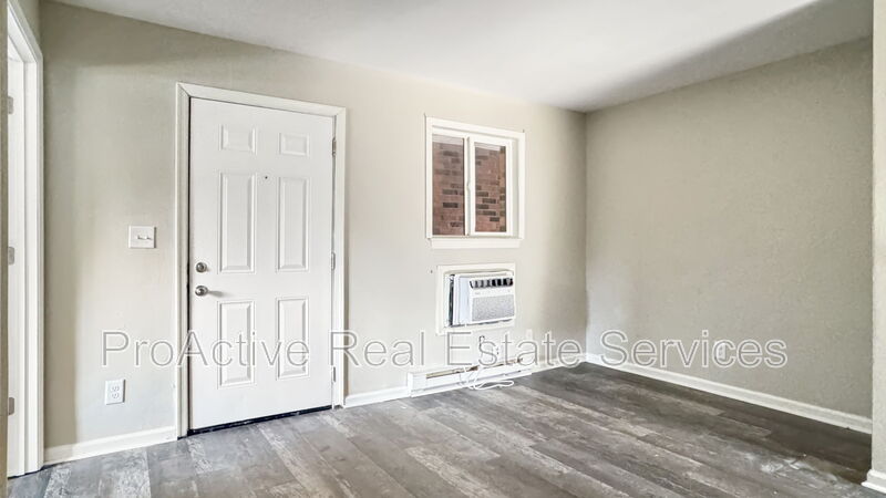 Norfolk Condo: 121 West 32nd Street - 7