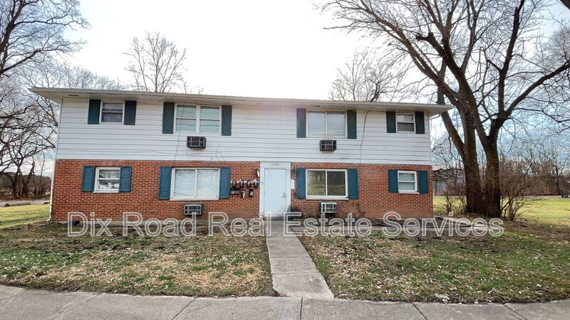 Dayton House: 1708 W Riverview Ave