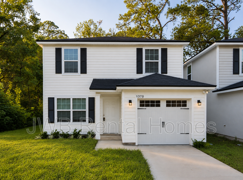 Jacksonville House: 1370 Orton St