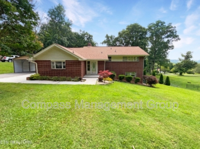 Knoxville House: 5802 Tazewell Pike