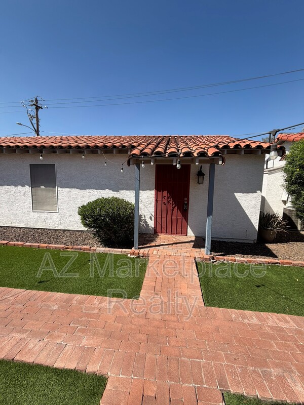 Phoenix Condo: 712 W. Taylor St.