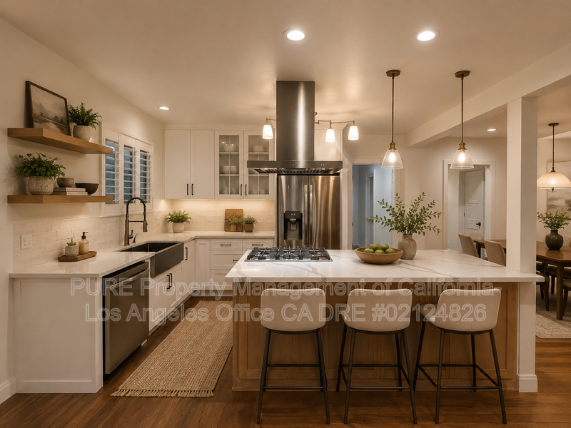 Los Angeles House: 1910 W 94th Pl