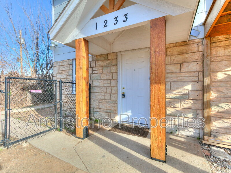 Oklahoma City Condo: 1233 North Grand Boulevard