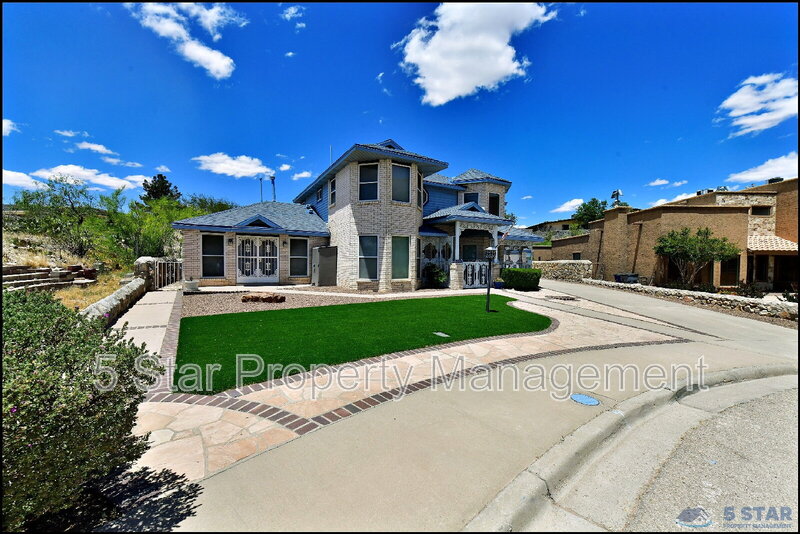 El Paso House: 529 Castlerock Lane !!