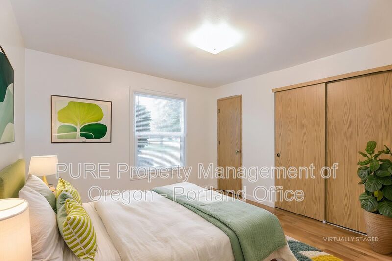 Portland House: 7007 N Tyler Ave