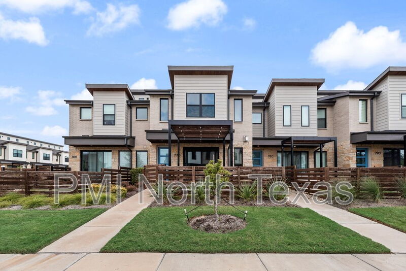 Prosper House: 770 Cavitt Court