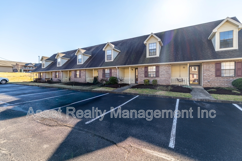 Knoxville Condo: 928 Chip Cove Lane - 1