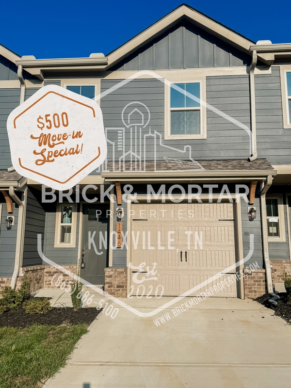 Maryville House: 1446 Mountain Quail Circle