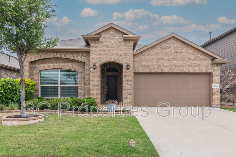 Fort Worth House: 15908 Back Nine Rd.