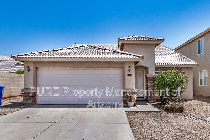 Avondale House: 1949 N 104th Ave