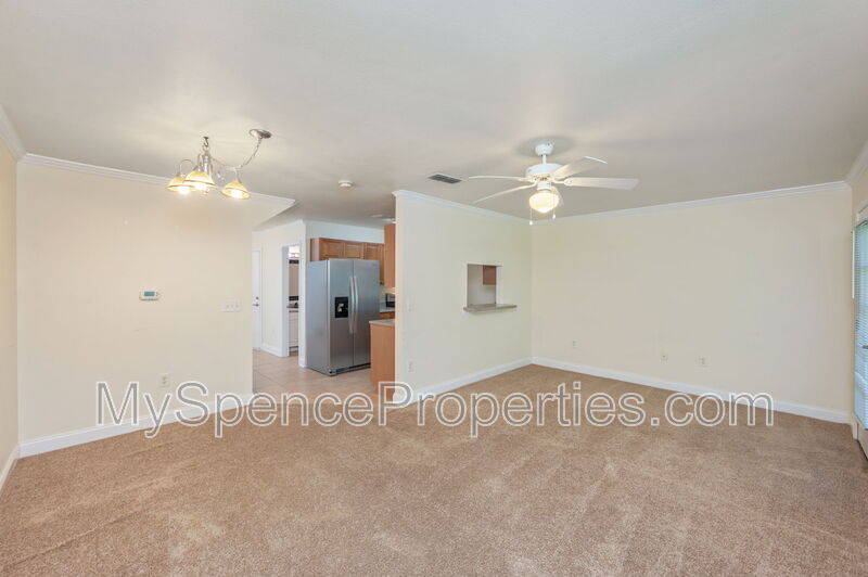 Crestview House: 535 Wingspan Way