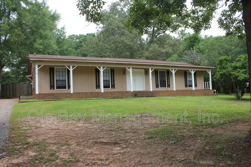 Semmes House: 2010 Sky Vista Dr W