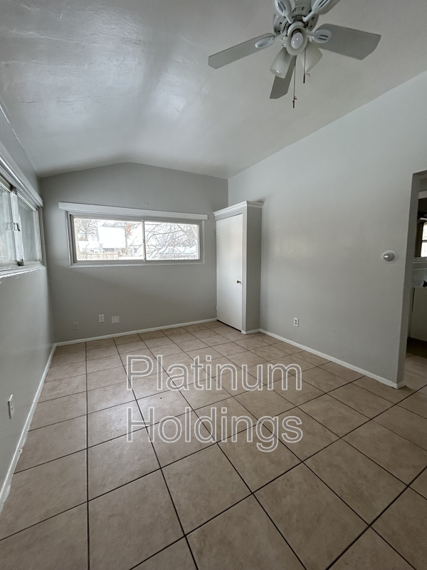 Akron House: 1063 Neville Avenue