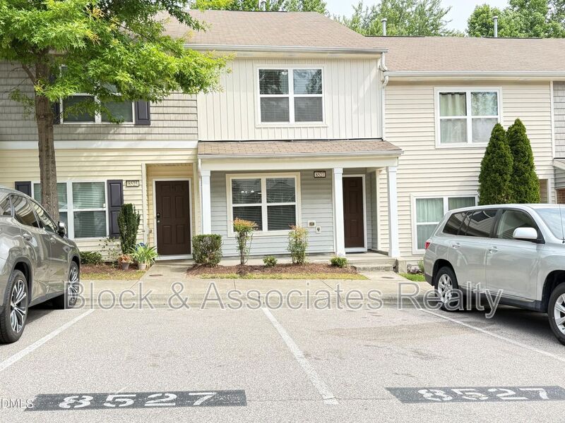 Raleigh House: 8527 Quarton Drive