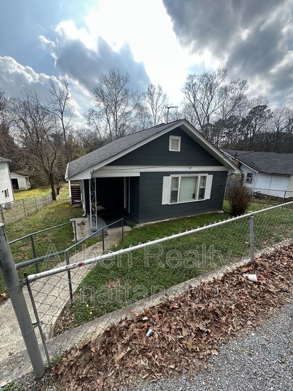 Rossville House: 67 Hargrave Road