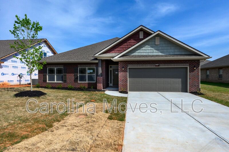 Greenville House: 702 Butterfly Lake Court