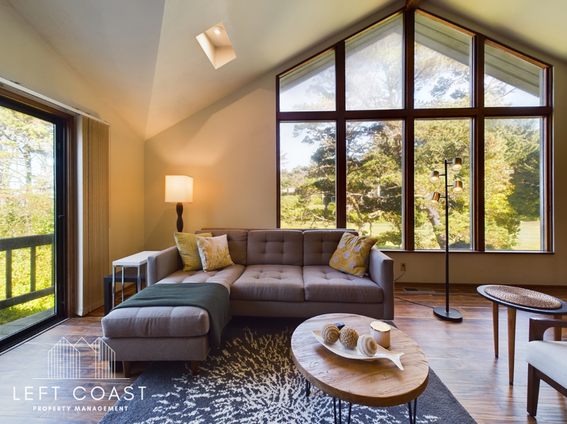 Lincoln City House: 132 Salishan Drive