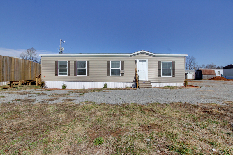 Trenton House: 295 Seay RoadLot 42