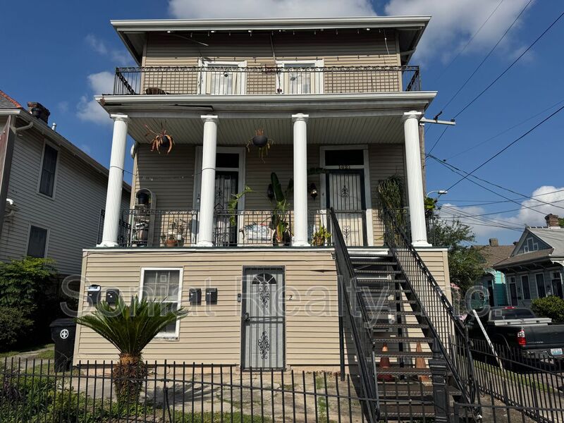New Orleans Condo: 1621 Crete Street