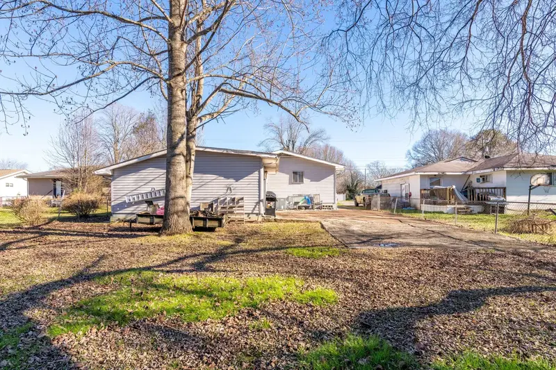 Chattanooga House: 1607 South Mack Smith Road