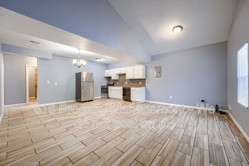 Kansas City Condo: 6901 Jackson Ave