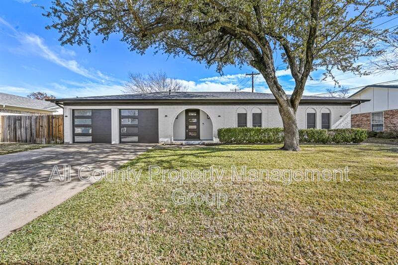 Bedford House: 3108 Shady Brook Drive