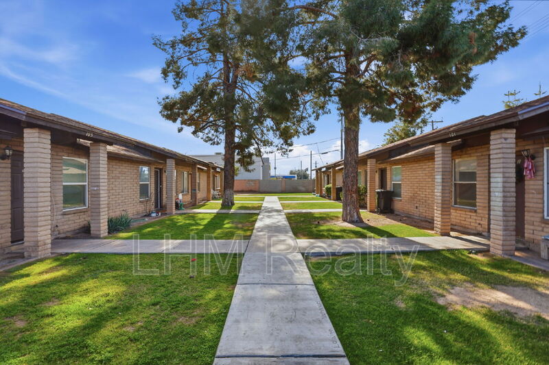 Mesa Condo: 339 S Stapley Dr