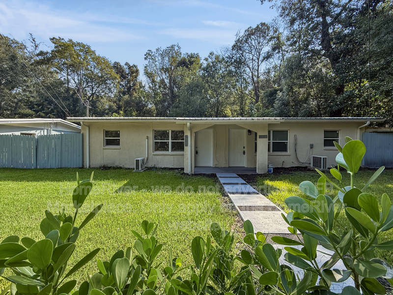 Jacksonville Condo: 5755 Antoinette Ln