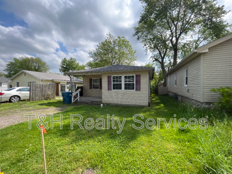 Indianapolis House: 1023 South Worth Avenue