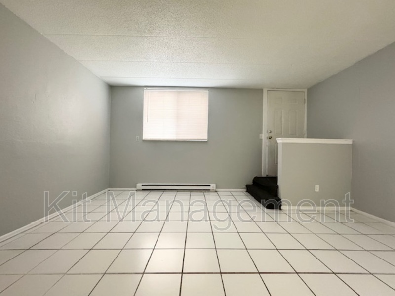 Toledo Condo: 5722 Gay St