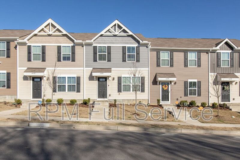 Nashville House: 1255 Havenbrook Dr