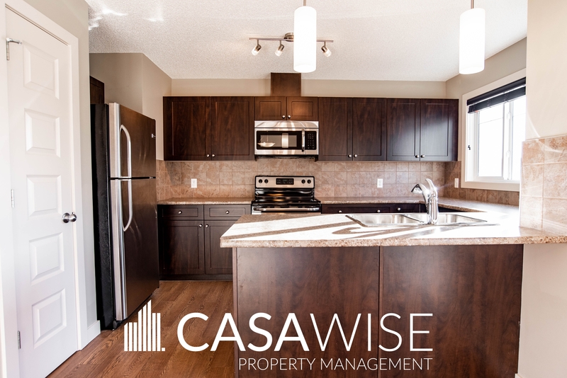 Edmonton House: 1403 Cunningham Drive Southwest