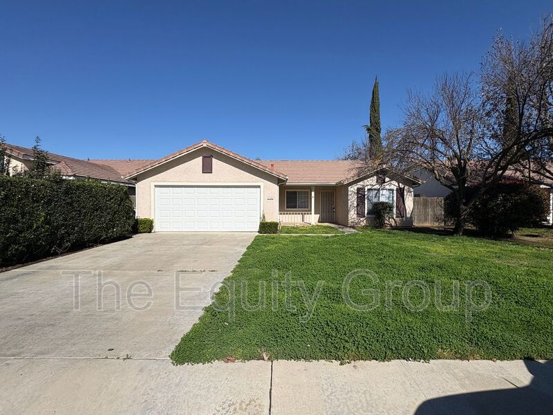 Visalia House: 4300 East Feemster Ave