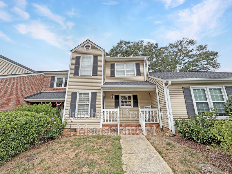 Mauldin Townhome: 507 Wentworth Street