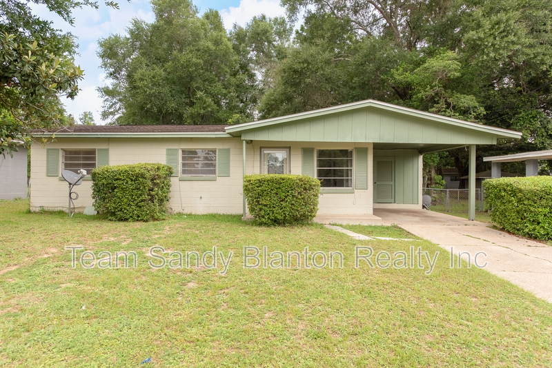 Pensacola House: 6404 Dunbar Rd