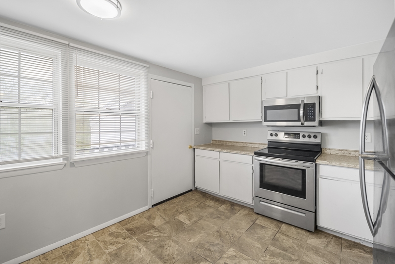 Schaghticoke Condo: 50-62 East Street - 7A