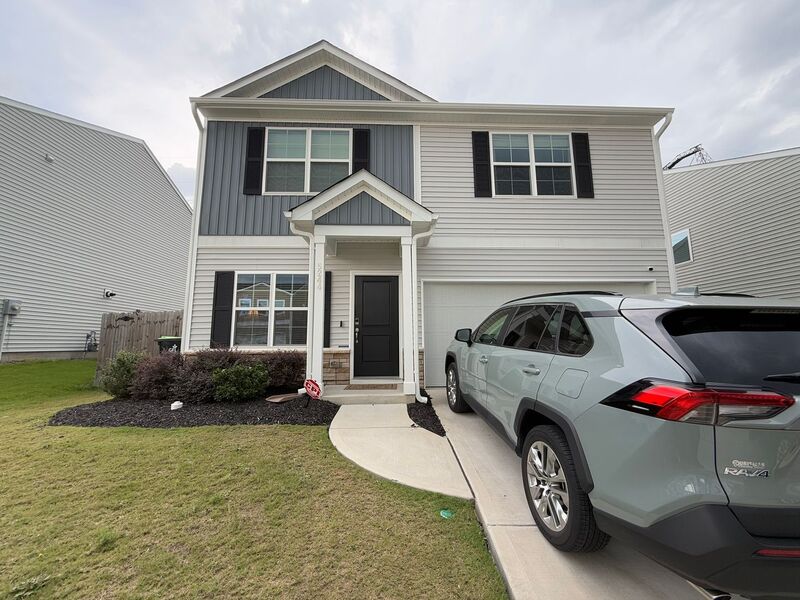 Knightdale House: 5244 Calhoun Place