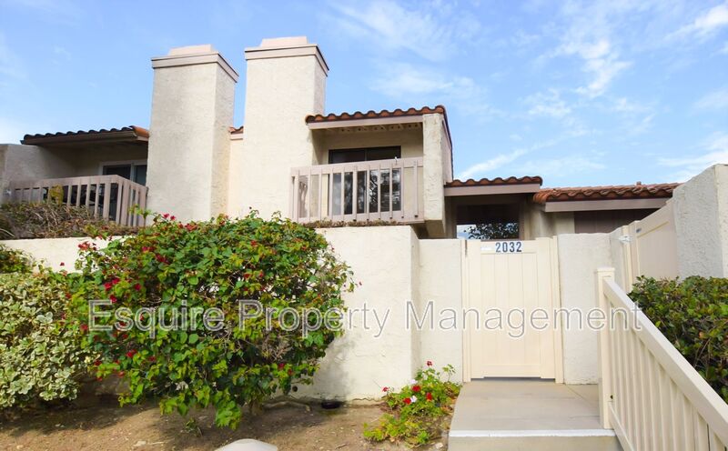 THOUSAND OAKS House: 2032 BIRCHDALE CT