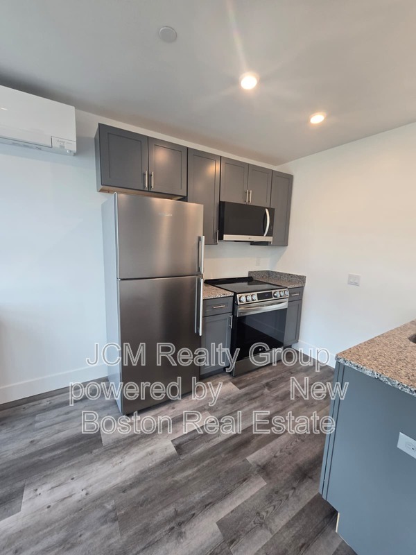Lynn Condo: 585 Essex Street