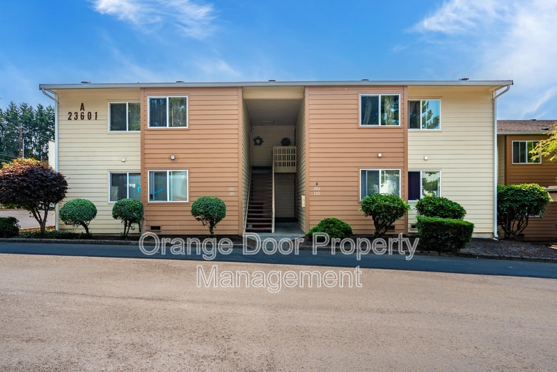 Kent Condo: 23601 112th Avenue SoutheastA102