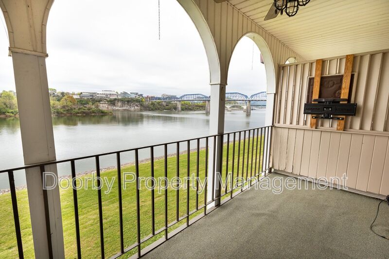 Chattanooga Condo: 568 River Street