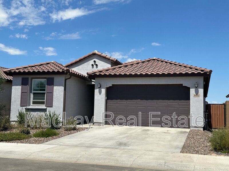 Maricopa House: 36610 W Mediterranean Way