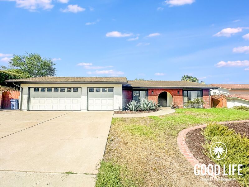 Bonita House: 5910 Central Ave