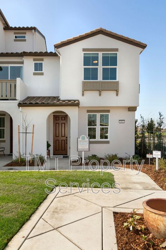 Sacramento Townhome: 4429 Rhone Walk