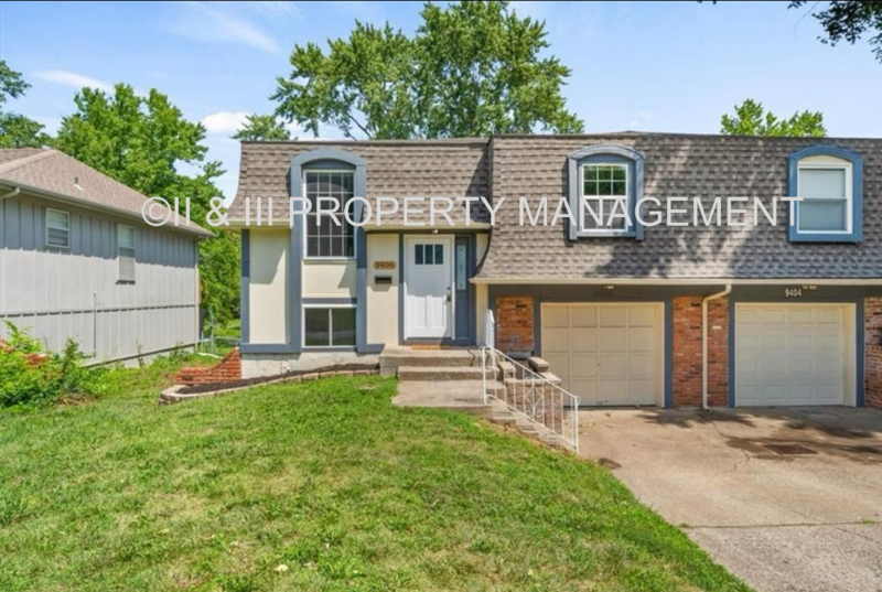 Overland Park House: 9406 West 83rd Street