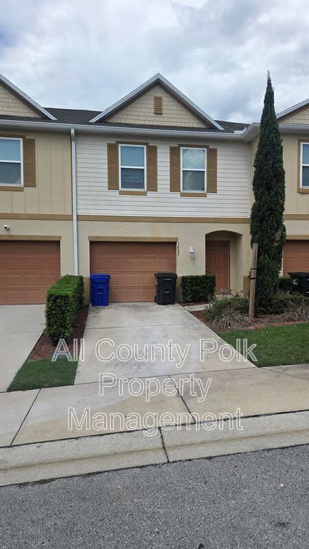 Lakeland Townhome: 3867 Hampstead Ln.